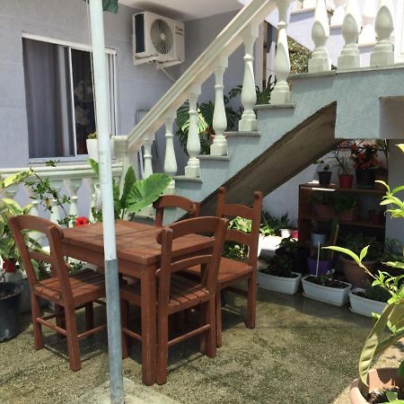 VlorëCosyy House公寓 外观 照片