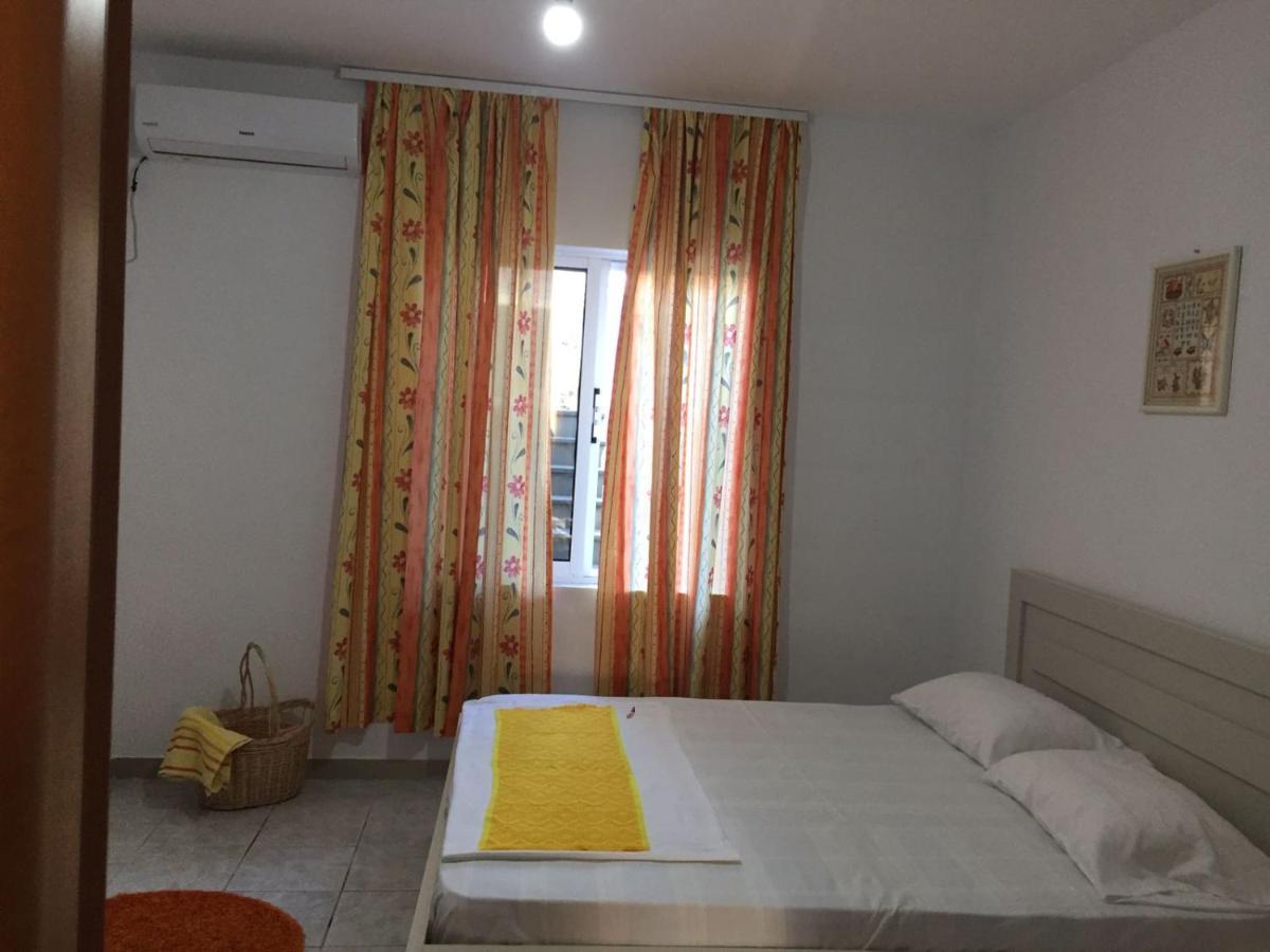 VlorëCosyy House公寓 外观 照片